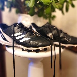 Like New Adidas Baseball Cleats